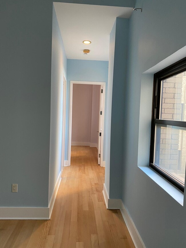 Building Photo - 4 Beacon Way
