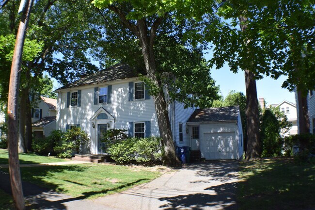 Foto del edificio - 9 Bertrand Rd