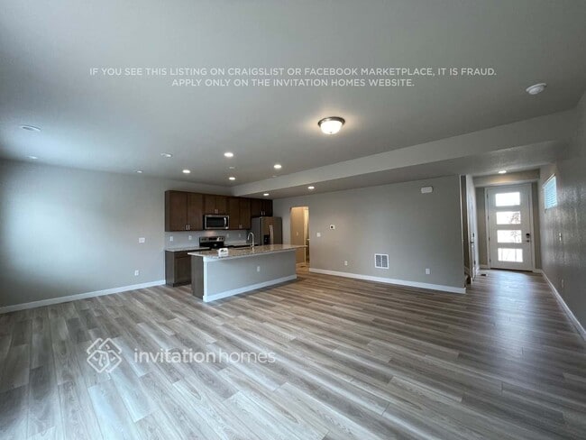 Building Photo - 13533 Arriba Dr