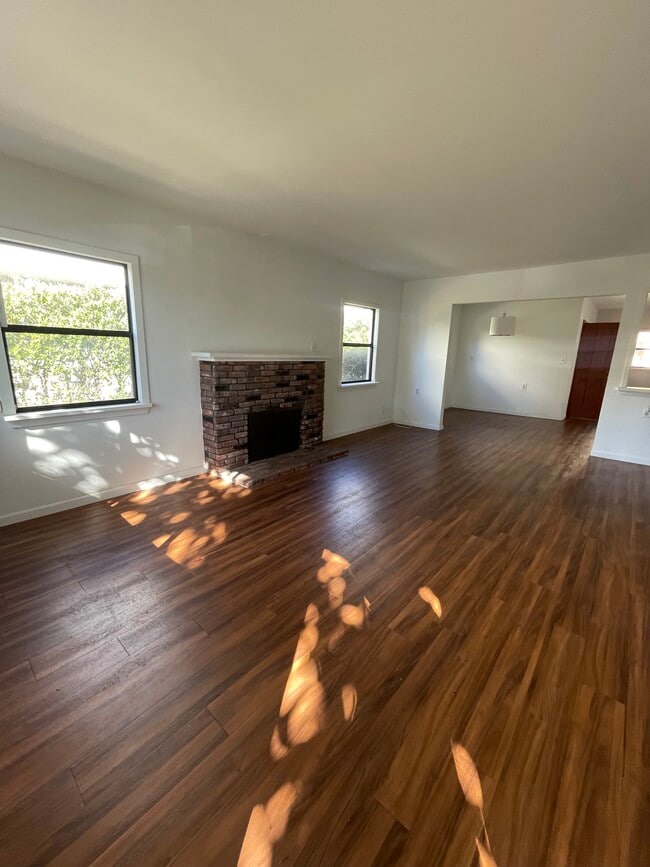Living Room with Fireplace - 1137 23rd St