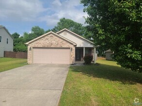 Building Photo - 189 Bermuda Lakes Dr