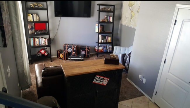 Building Photo - 5744 S 21st Pl