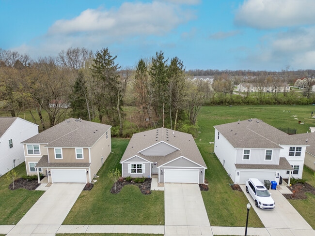 Building Photo - 5969 Hollett Dr S