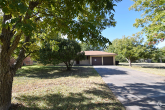 Building Photo - 2705 S 55th St Terrace