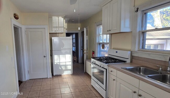 Building Photo - 922 NJ-34