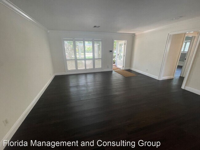 Foto del edificio - 3 br, 2 bath House - 2533 NE 21st Terrace,