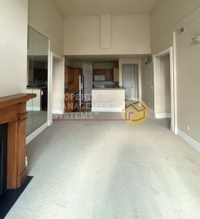 Building Photo - Spacious 2 Bedroom Condo Downtown SLC