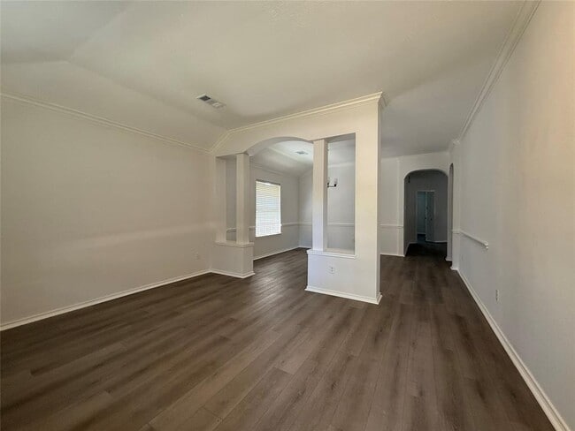 Building Photo - 16910 Pheasant Ridge Dr