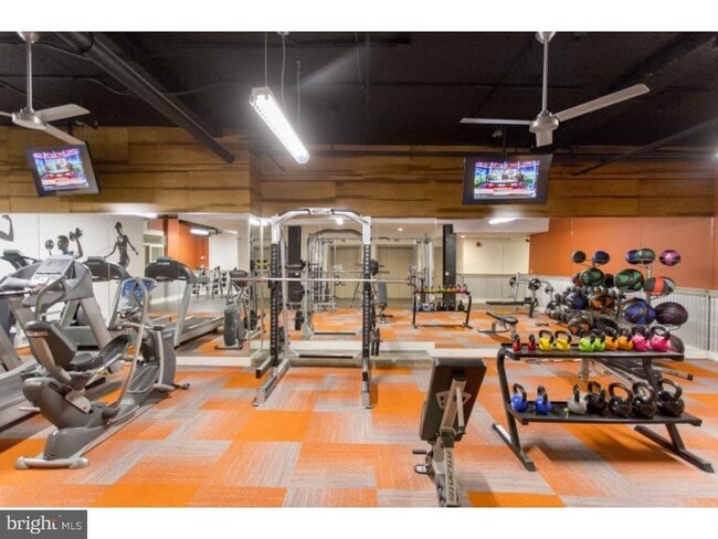 Photo - 1600 Walnut St Apartment