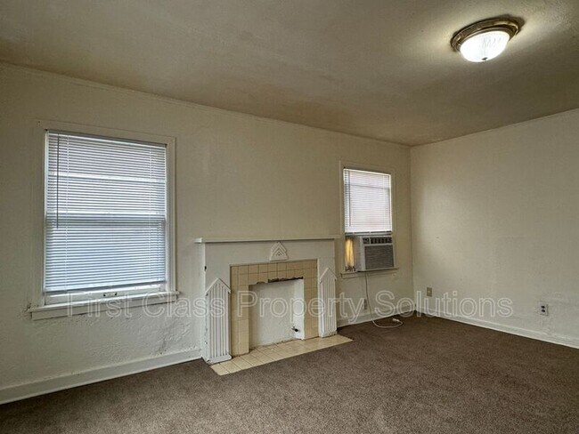 Foto del edificio - 1904 NE 25th St