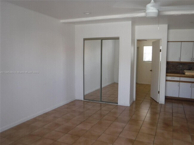Foto del edificio - 1045 NE 39th Dr