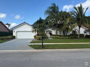 Building Photo - 10129 Canoe Brook Cir