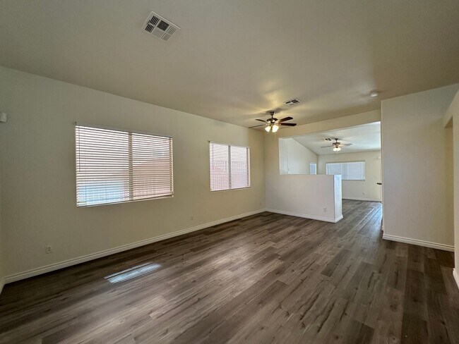 Building Photo - APACHE TRAILS