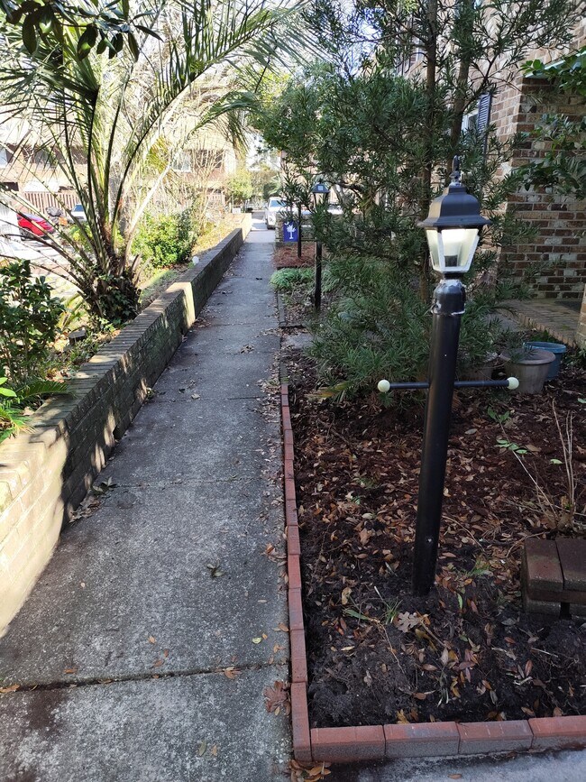 Foto del edificio - 306 76th Ave N