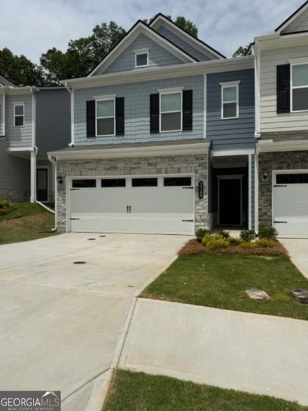 Building Photo - 2340 Ravencliff Dr