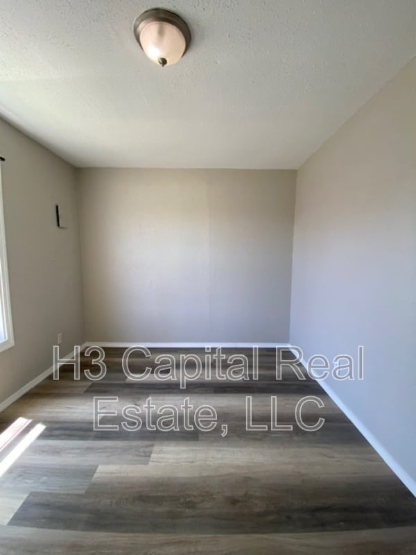 Building Photo - 2040 5th St