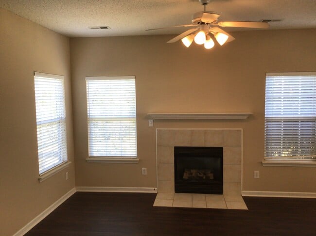 Building Photo - 7001 Lenhart Drive