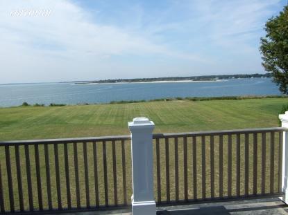 Foto del edificio - 3 Shorewood Ct