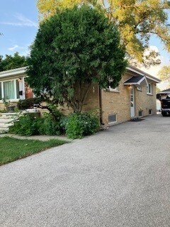 Foto principal - 543 N Mount Prospect Rd