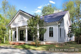 Building Photo - 638 Rocky Hollow Rd