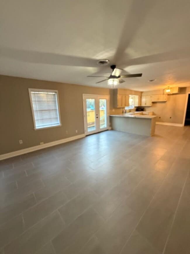 Building Photo - Renovated 3 Bedroom 2 Bath Home on 2 Acres!