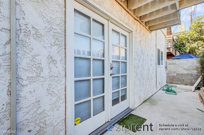 Building Photo - 1 br, 1 bath House - 265 Hollywood Bouleva...