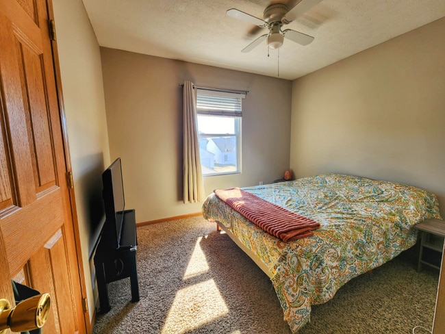 Foto del edificio - 4014 Summerstone Dr