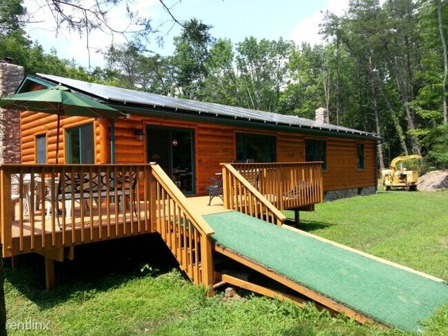 Foto del edificio - 3 br, 2 bath House - 39 Stompf Tavern