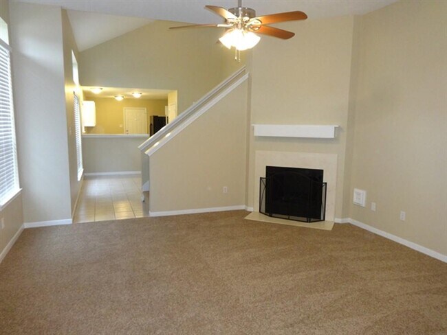 Foto del edificio - 12657 Pine Bush Dr