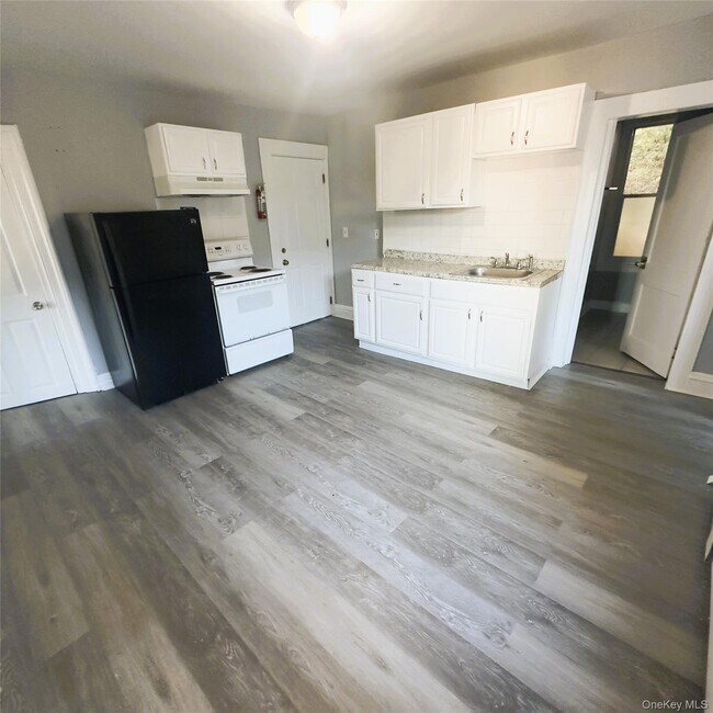 Foto del edificio - 26 Du Bois Ave