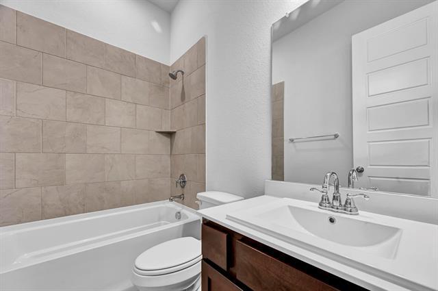 Foto del edificio - 102 Peach Orchard Ln