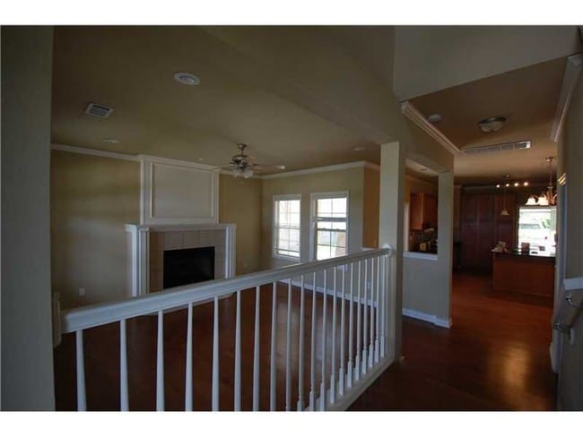 Building Photo - 697 N Rupple Rd