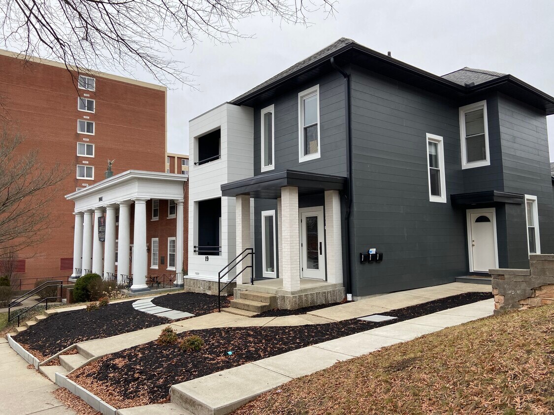 21 S Congress St, Athens, OH 45701 Apartments Athens, OH