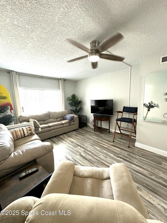 Building Photo - 4800 Ocean Beach Blvd