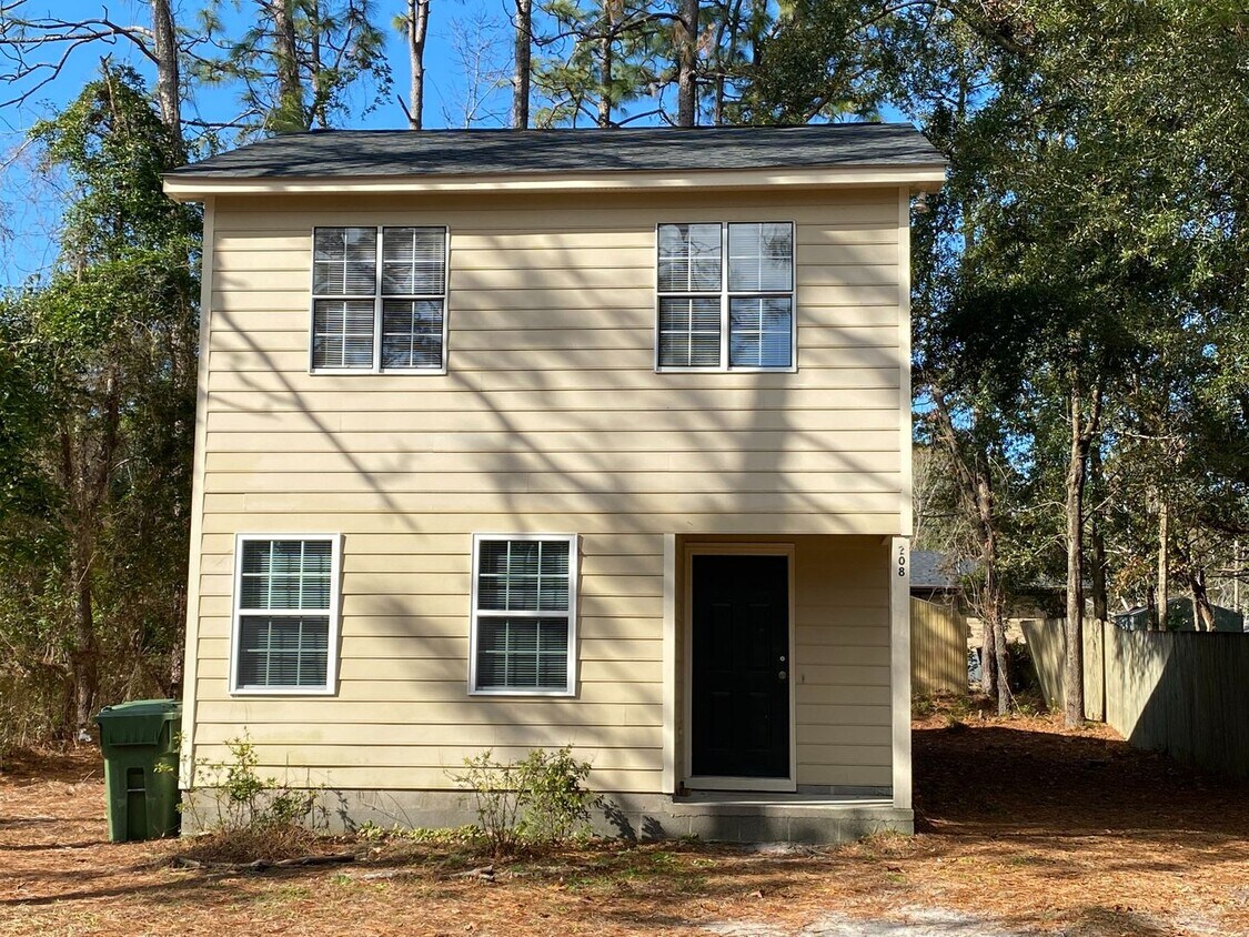 208 Hillsdale Dr, Wilmington, NC 28403 House Rental in Wilmington, NC