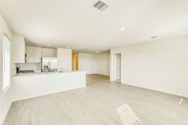 Building Photo - 476 San Miguel Crk Dr