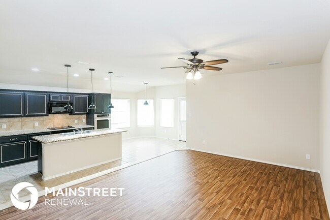 Foto del edificio - 632 River Rock Rd
