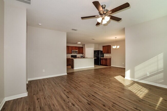 Foto del edificio - 16188 Yelloweyed Dr