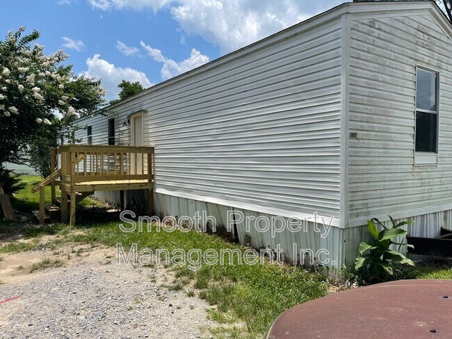 Building Photo - 7809 Marlette Dr