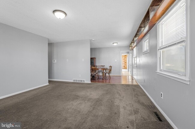 Building Photo - 816 Lincoln St