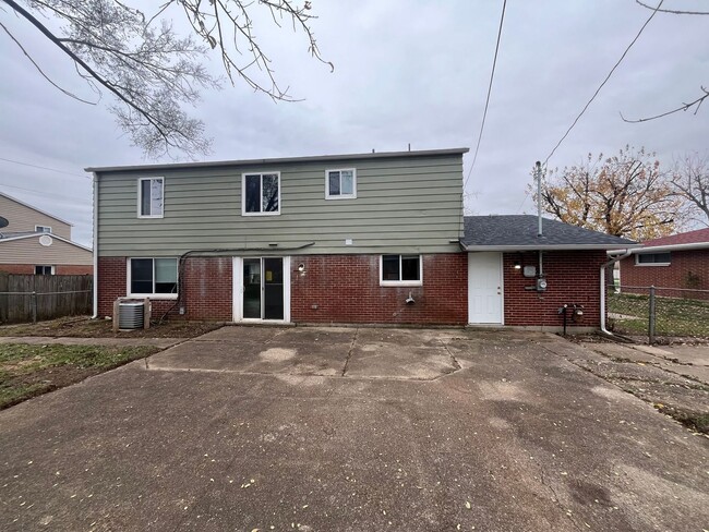 Building Photo - 7742 Harshmanville Rd