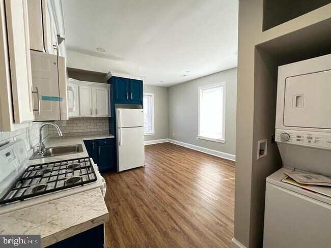 Foto del edificio - 853 Wynnewood Rd