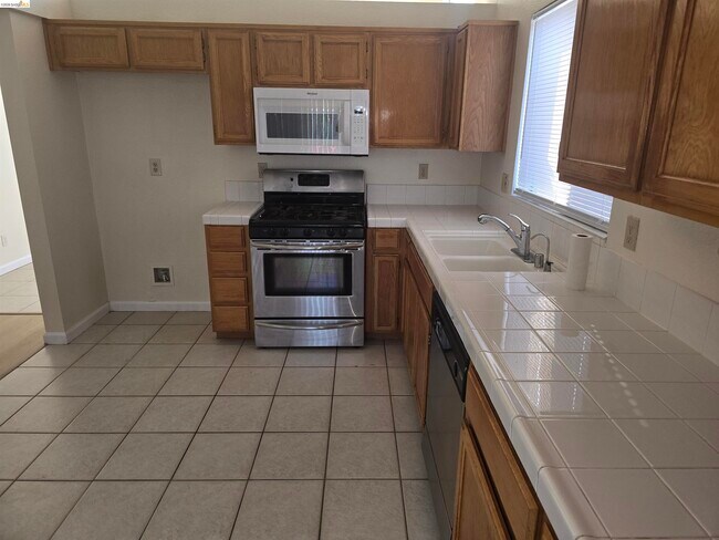 Foto del edificio - 5128 Hereford Ct