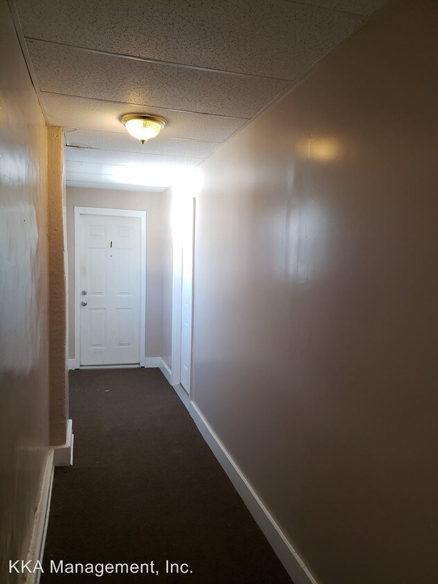 805 1/2 S Osage Ave, Bartlesville, OK 74003 Room for Rent in