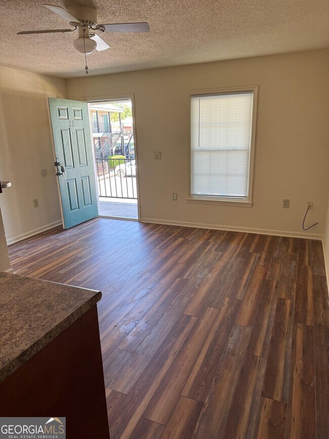 Building Photo - 232 Lanier Dr