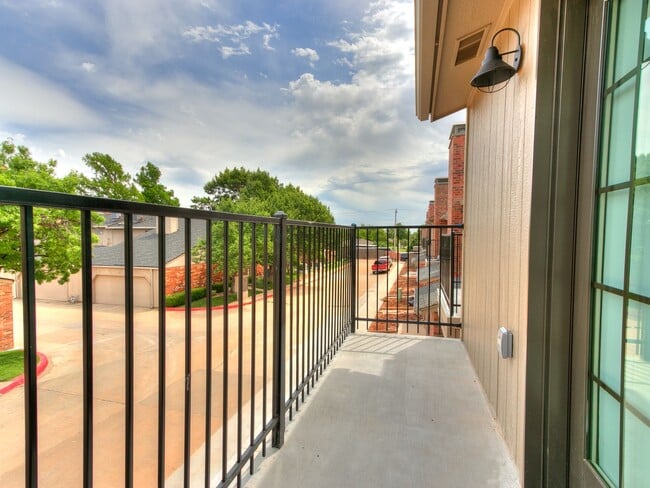 Foto del edificio - Gated Community - Community Pool and Tennis Court - Built in 2025