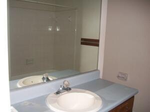 Building Photo - 3912 Bowen Dr