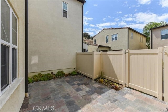 Building Photo - 866 Terrace Ln W