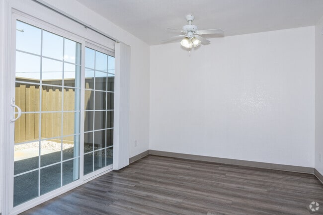 2BR, 1.5BA - 1,025SF - Dining Room - Dover Park Apartments