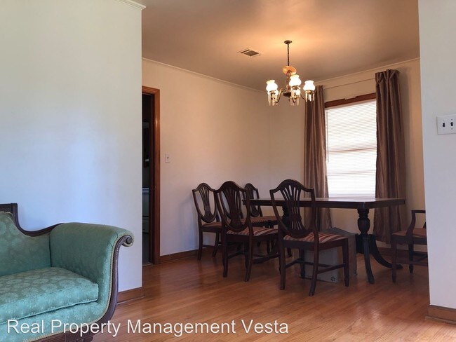 Foto del edificio - 3 br, 1 bath House - 3115 Pasadena Drive